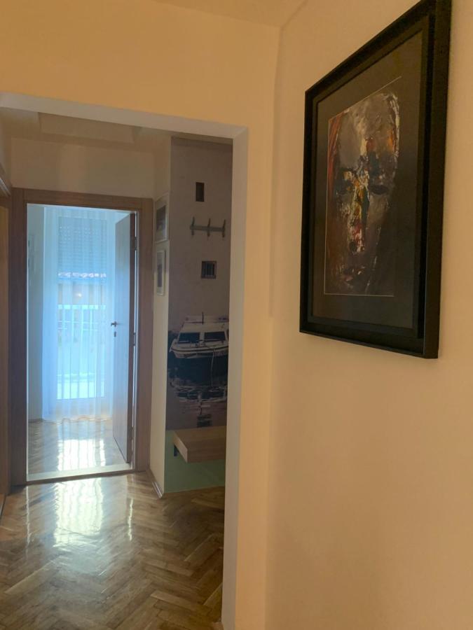 Artloft Daire Novi Sad Dış mekan fotoğraf